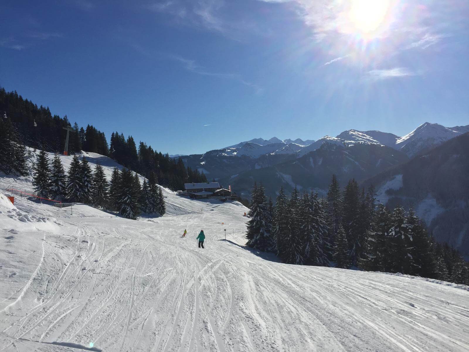 Empty piste from Kohlmais to Wildenkarkogel in Saalbach at Easter