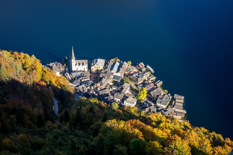 Hallstatt village overlooking Lake Hallstatt, surrounded by the Austrian Alps in the Salzkammergut region.