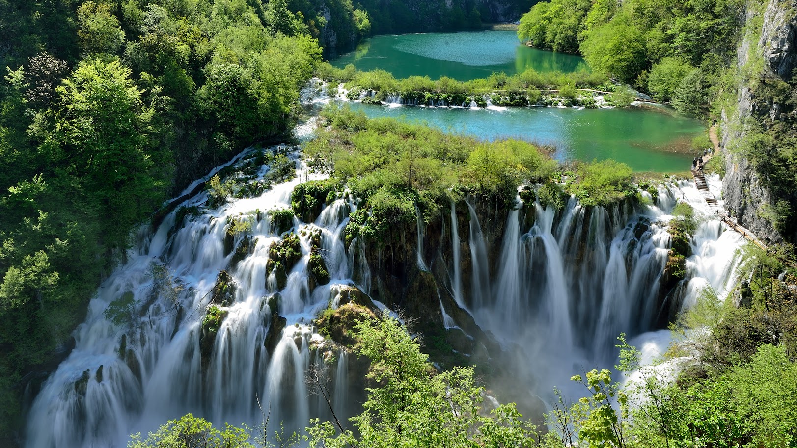 Waterfalls tumbling between the lakes of Plitvice