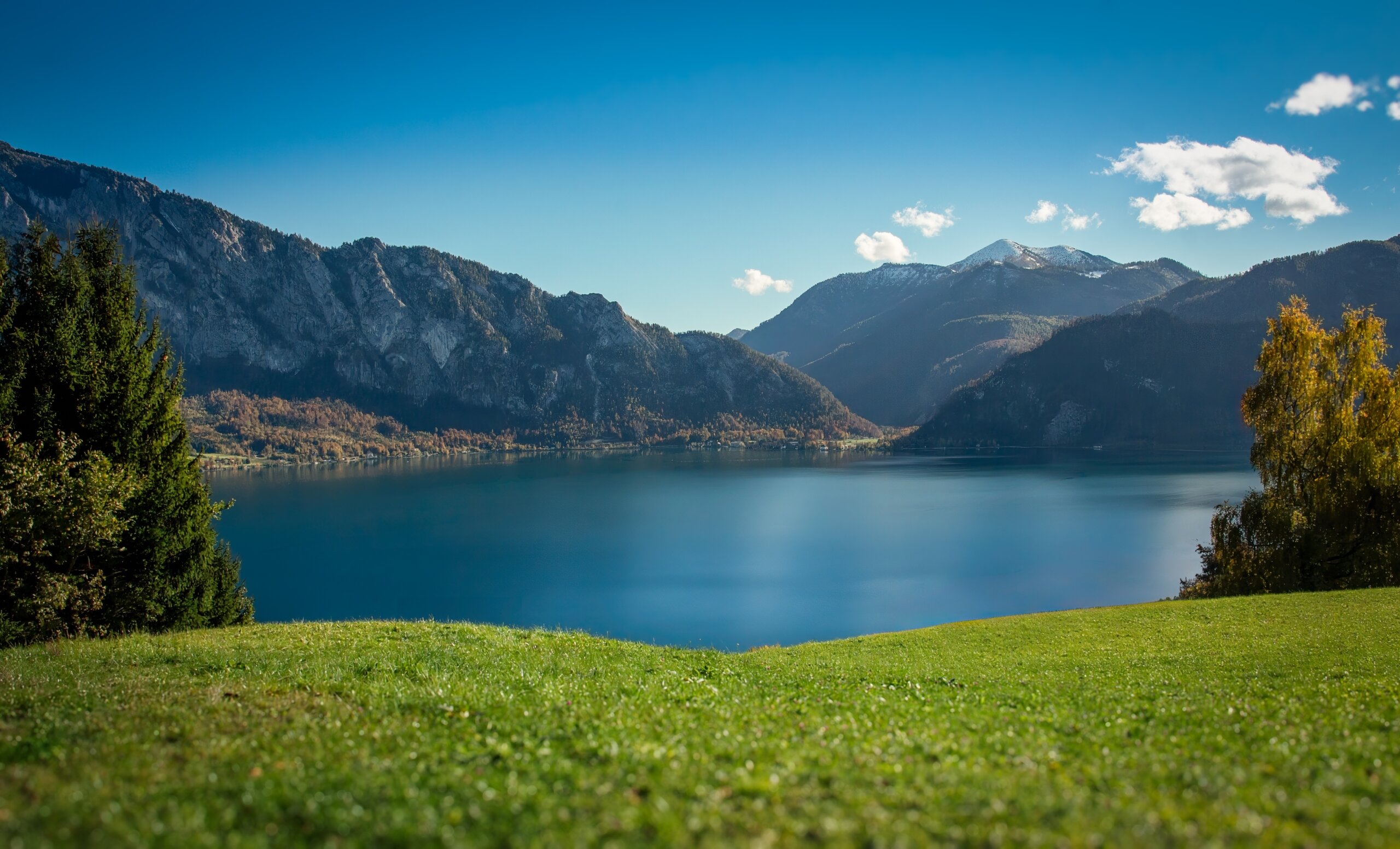 Turquoise Attersee in the Salzkammergut, Upper Austria